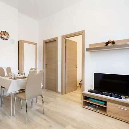 Apartment Rosemary 24 Krk Town Zewnętrze zdjęcie