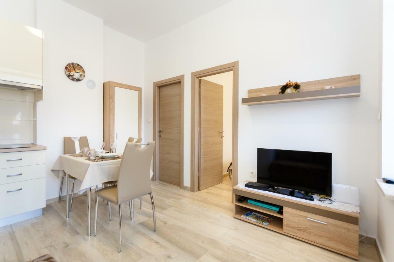 Apartment Rosemary 24 Krk Town Zewnętrze zdjęcie