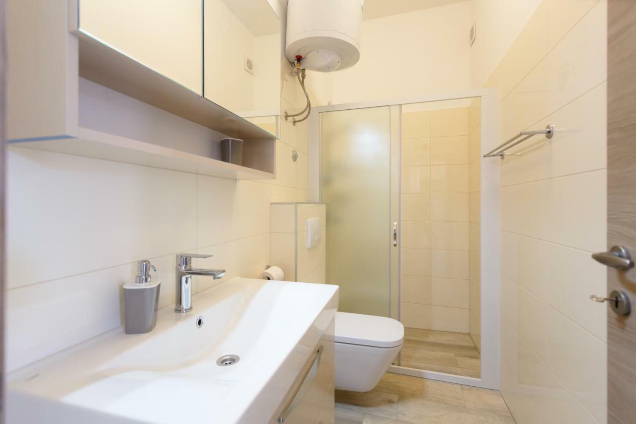 Apartment Rosemary 24 Krk Town Zewnętrze zdjęcie
