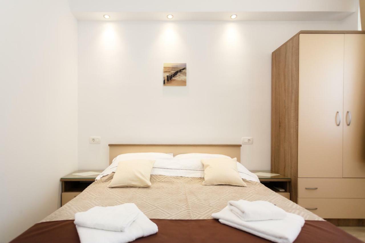 Apartment Rosemary 24 Krk Town Zewnętrze zdjęcie