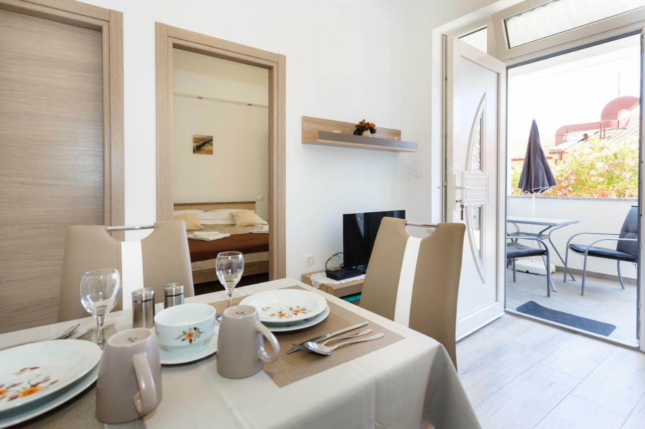 Apartment Rosemary 24 Krk Town Zewnętrze zdjęcie