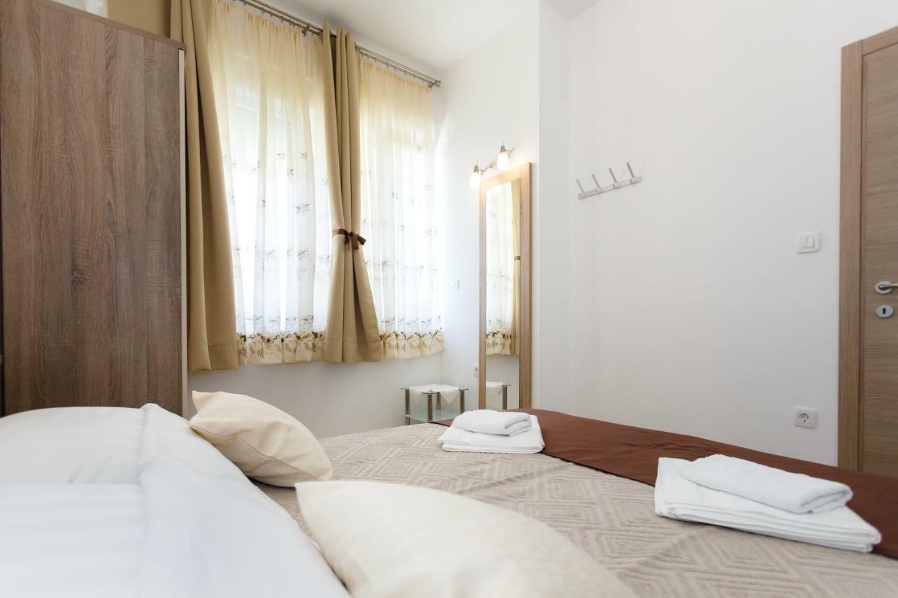 Apartment Rosemary 24 Krk Town Zewnętrze zdjęcie