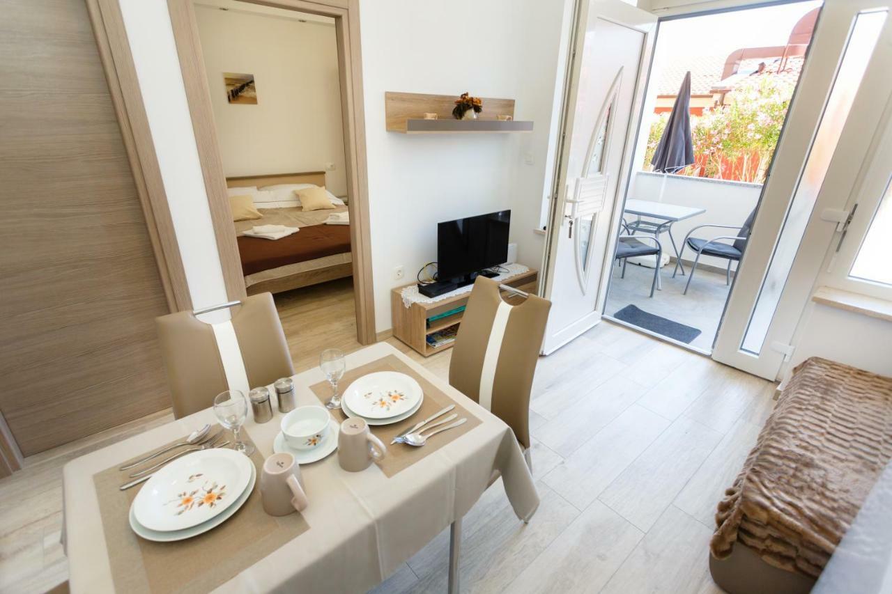 Apartment Rosemary 24 Krk Town Zewnętrze zdjęcie