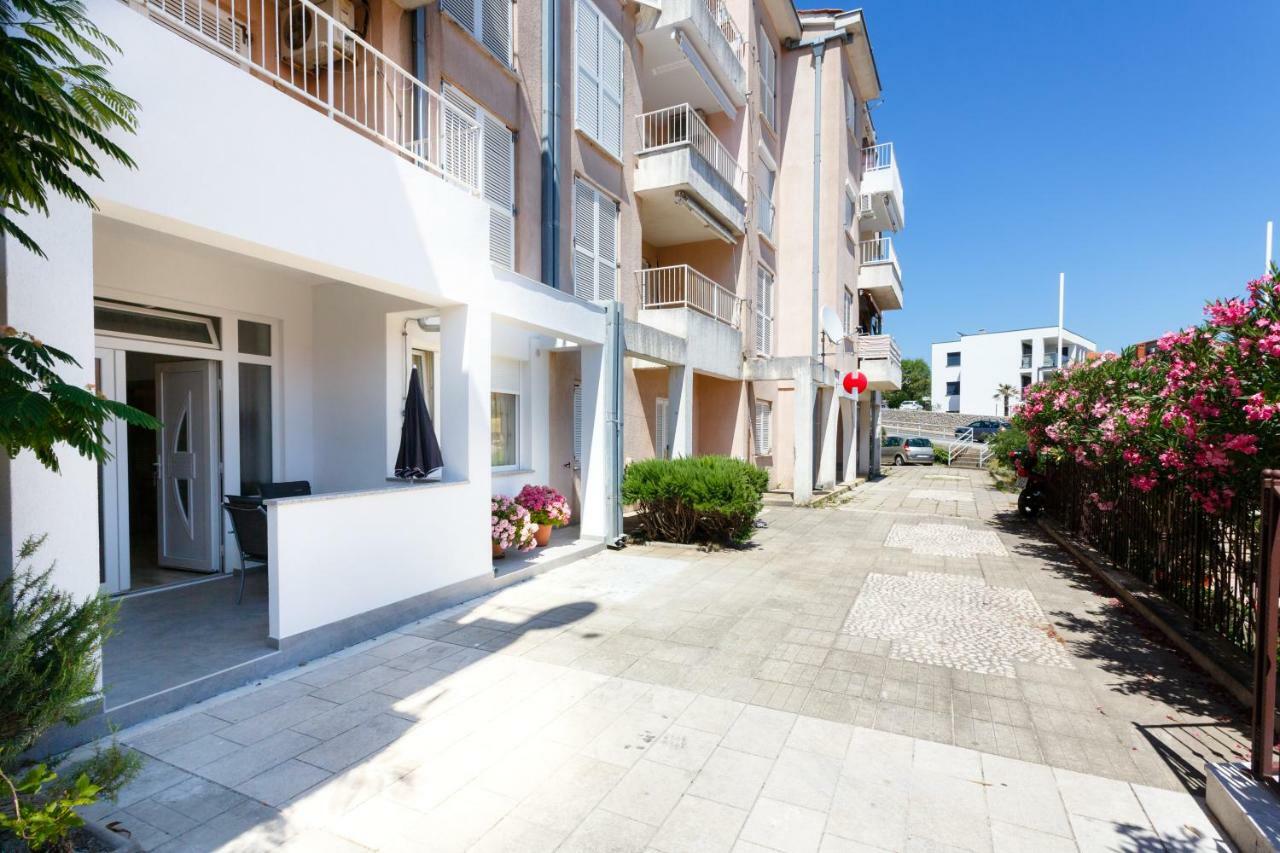 Apartment Rosemary 24 Krk Town Zewnętrze zdjęcie